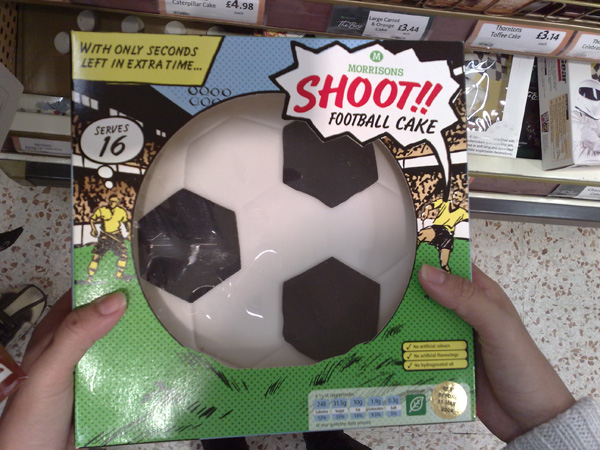 Reminds me of the soccer magazine i used to collect last time haha!