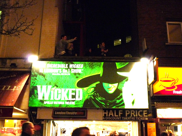 The things some people do to get glimpse of the stars...