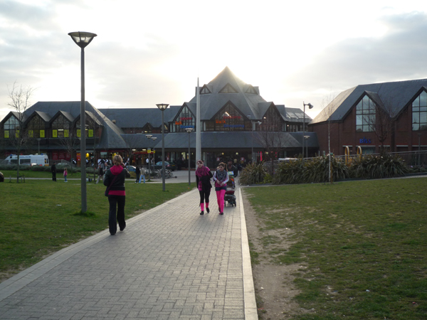 p1000332 Shopping mall at walthamstow